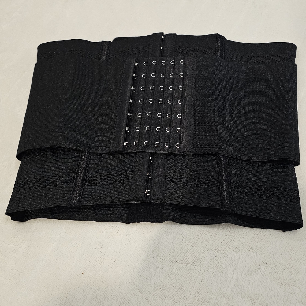 Waist Trainer Medium NWT